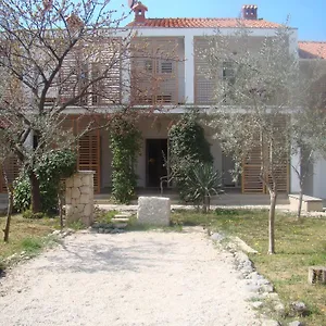 villa-lipa.hotelinzadar.com/