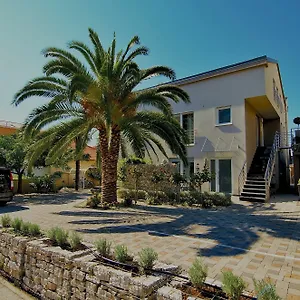 villa-diana-zadar.hotelinzadar.com/